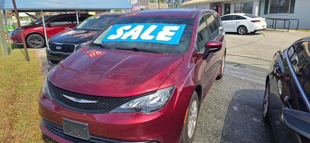 2020 Chrysler Voyager L